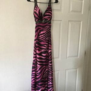 Formal size 4